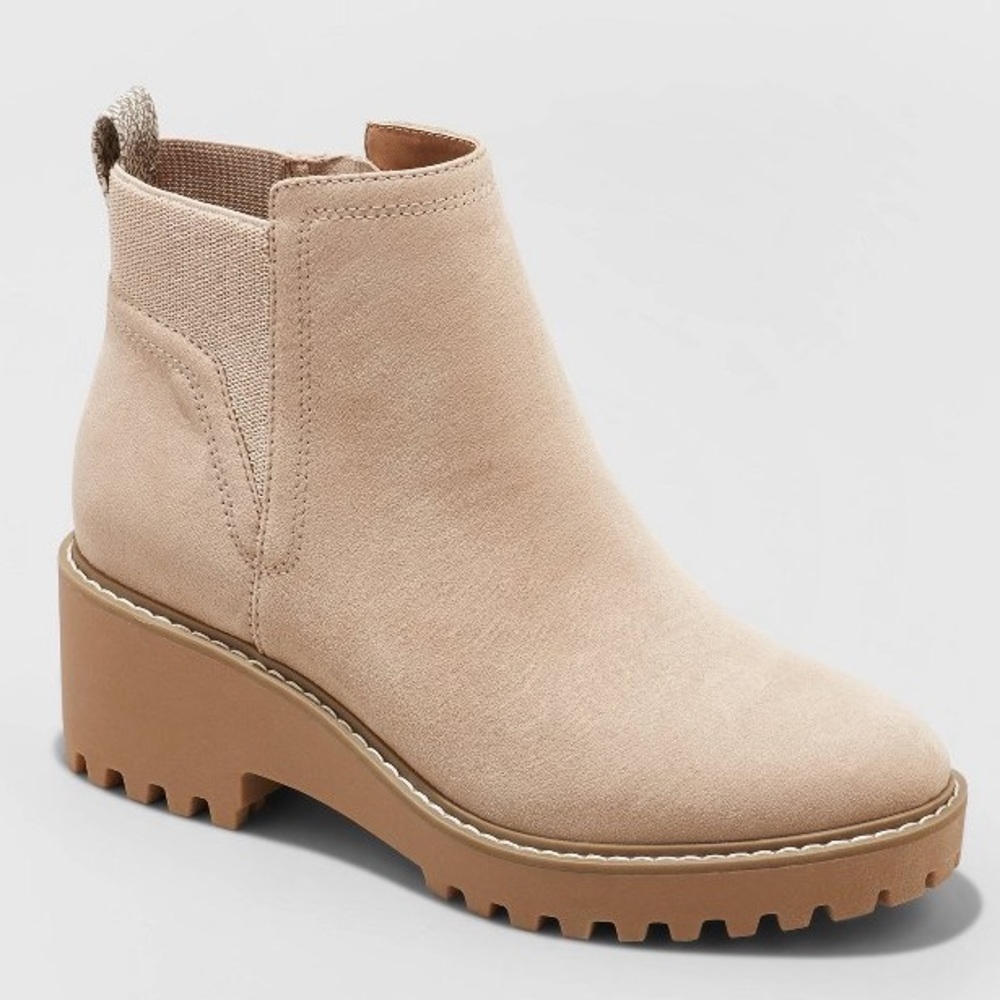 Universal Thread 5 1/2 W boots
